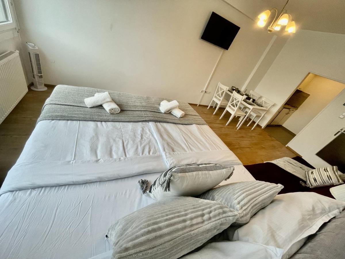 City Center Apartments Am Schwedenplatz เวียนนา ภายนอก รูปภาพ