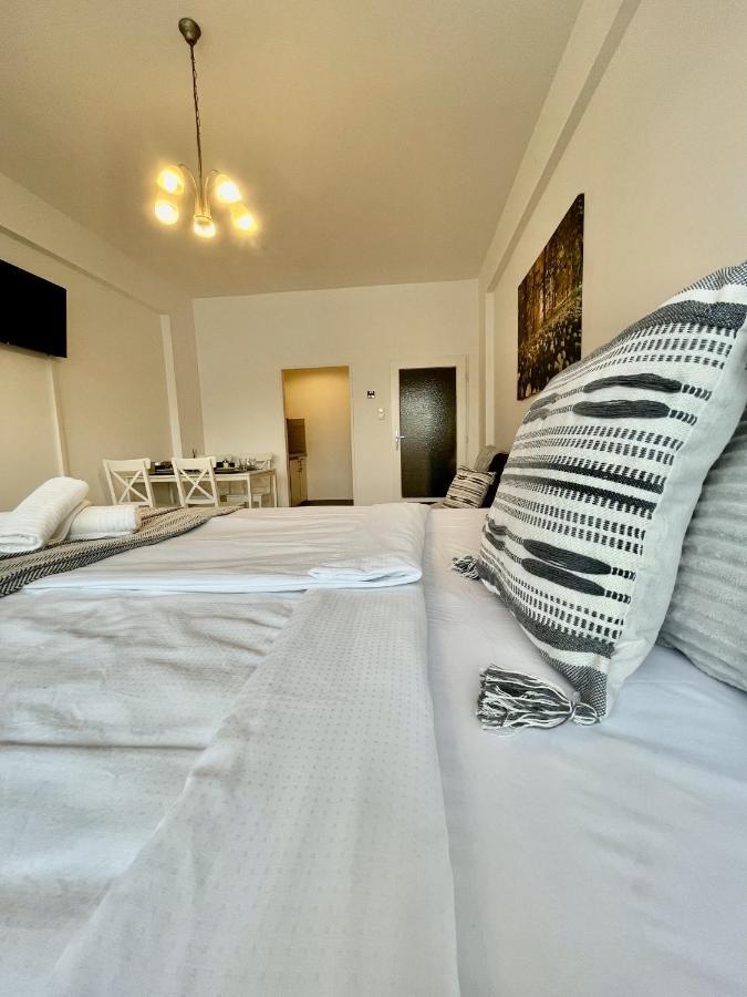 City Center Apartments Am Schwedenplatz เวียนนา ภายนอก รูปภาพ