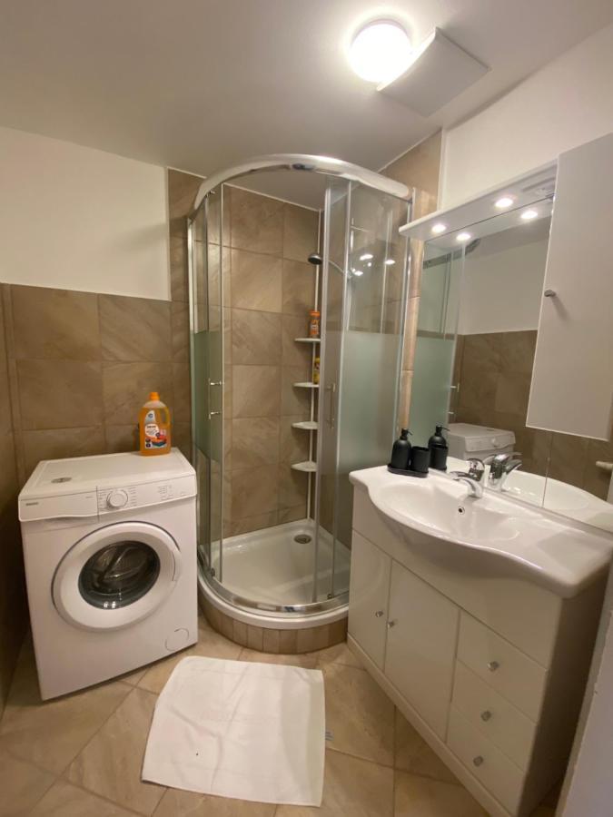 City Center Apartments Am Schwedenplatz เวียนนา ภายนอก รูปภาพ